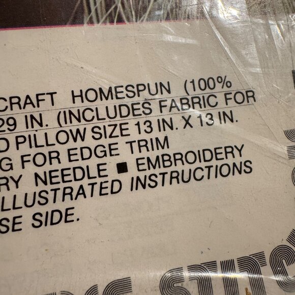 Vintage Creative Stitchery Pillow Kit Cheerie Crocus 891A Hong Kong - Picture 10 of 10